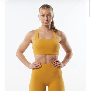 Alphalete Pulse Kinetic Sports Bra - Exotic Yellow/Golden Hour